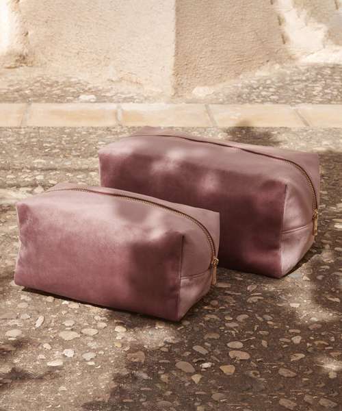 Velvet toiletry/accessory case